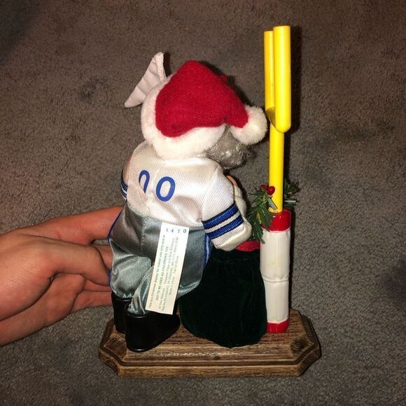 HOLIDAY CREATIONS NFL DALLAS COWBOYS MUSICAL SANTA W/ BOX VINTAGE 1999 - Picture 4 of 11